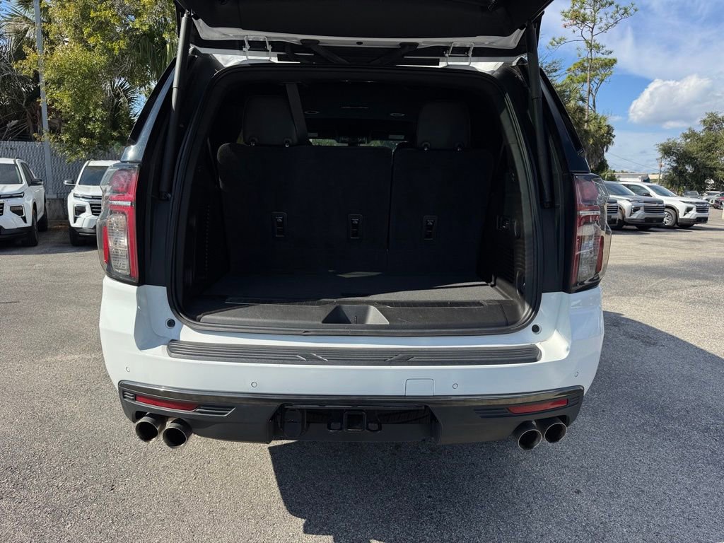 Used 2022 Chevrolet Tahoe RST w/ Sport Performance Package image 12