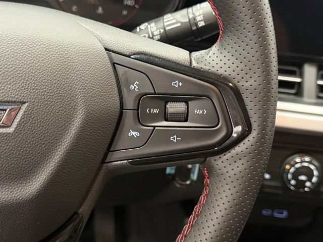 Used 2026 Chevrolet Trax RS w/ Driver Confidence Package FWD image 18