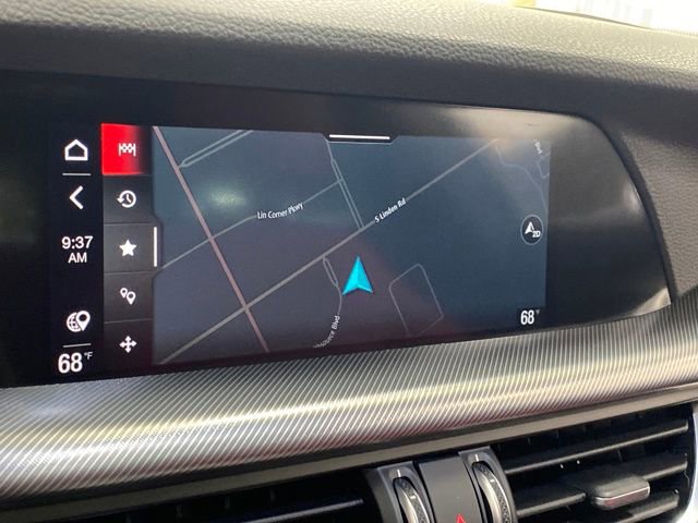 Used 2024 Alfa Romeo Stelvio Ti w/ Performance Driving Package image 12