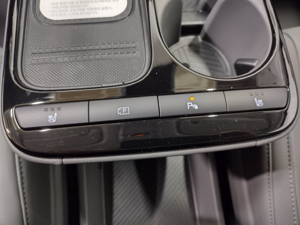 New 2026 Hyundai Ioniq 5 SEL AWD/4WD image 30