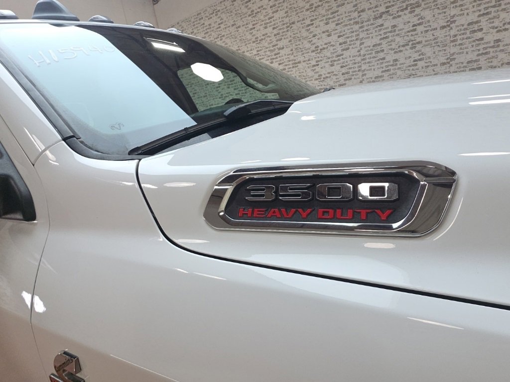 Used 2020 RAM 3500 Tradesman image 9