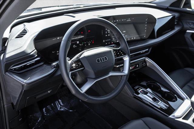 Certified 2025 Audi Q5 Premium w/ Convenience Package image 10
