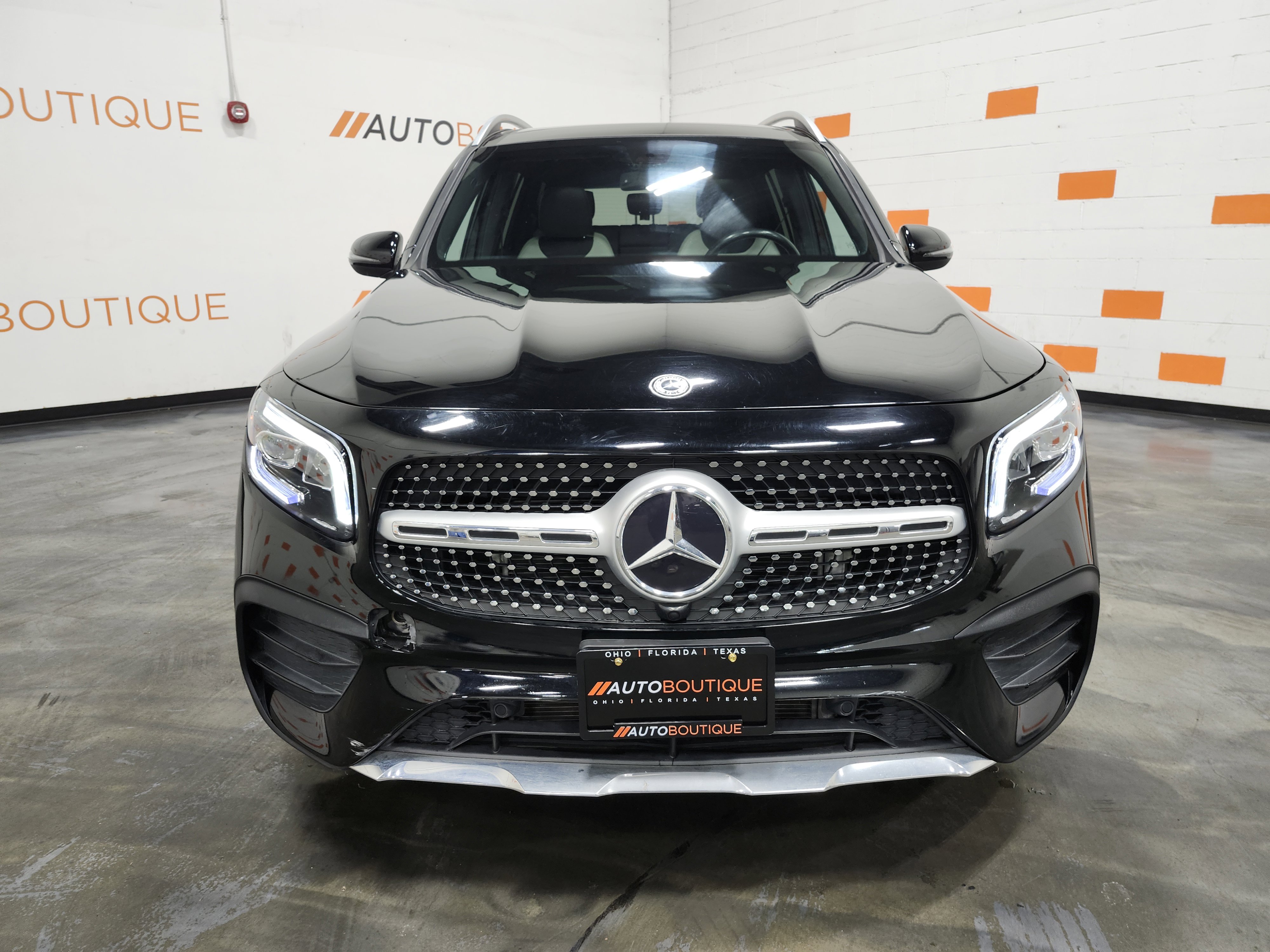 Used 2021 Mercedes-Benz GLB 250 4MATIC image 13