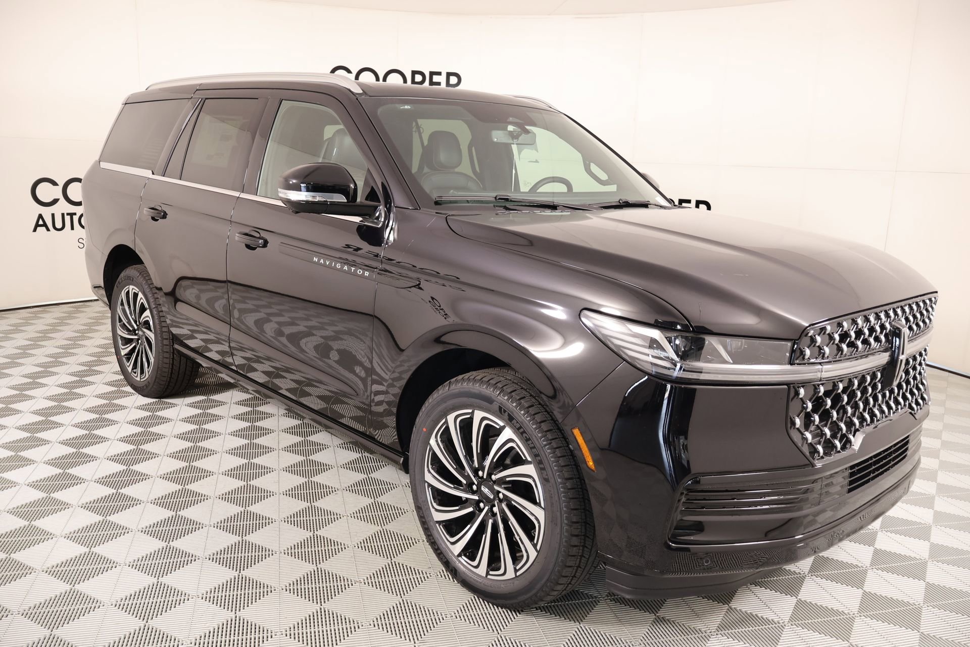 New 2026 Lincoln Navigator Black Label AWD/4WD 360° Tour