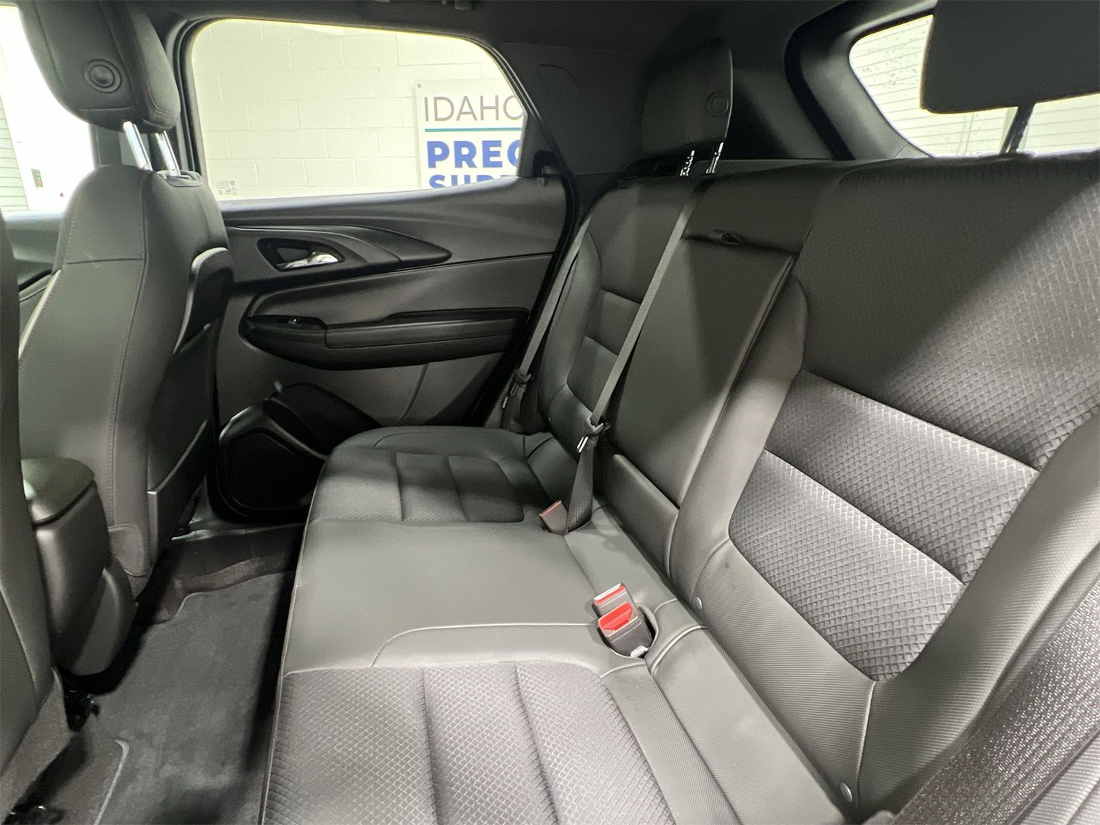 Used 2023 Chevrolet TrailBlazer RS w/ Sun and Liftgate Package image 22