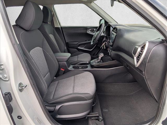 Used 2020 Kia Soul S FWD image 19