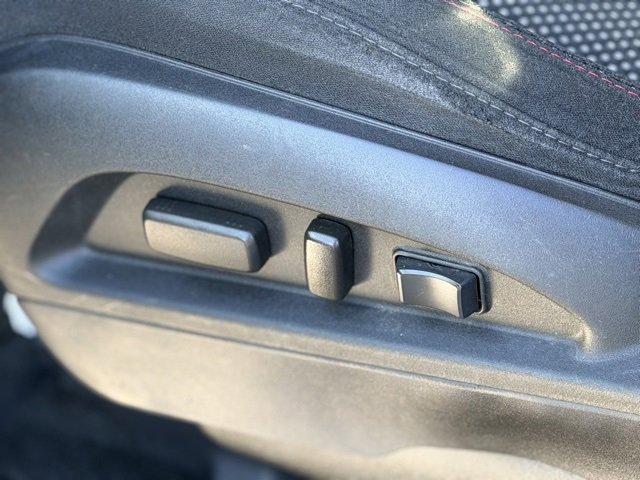 Used 2015 Chevrolet Equinox LT w/ Driver Convenience Package image 6