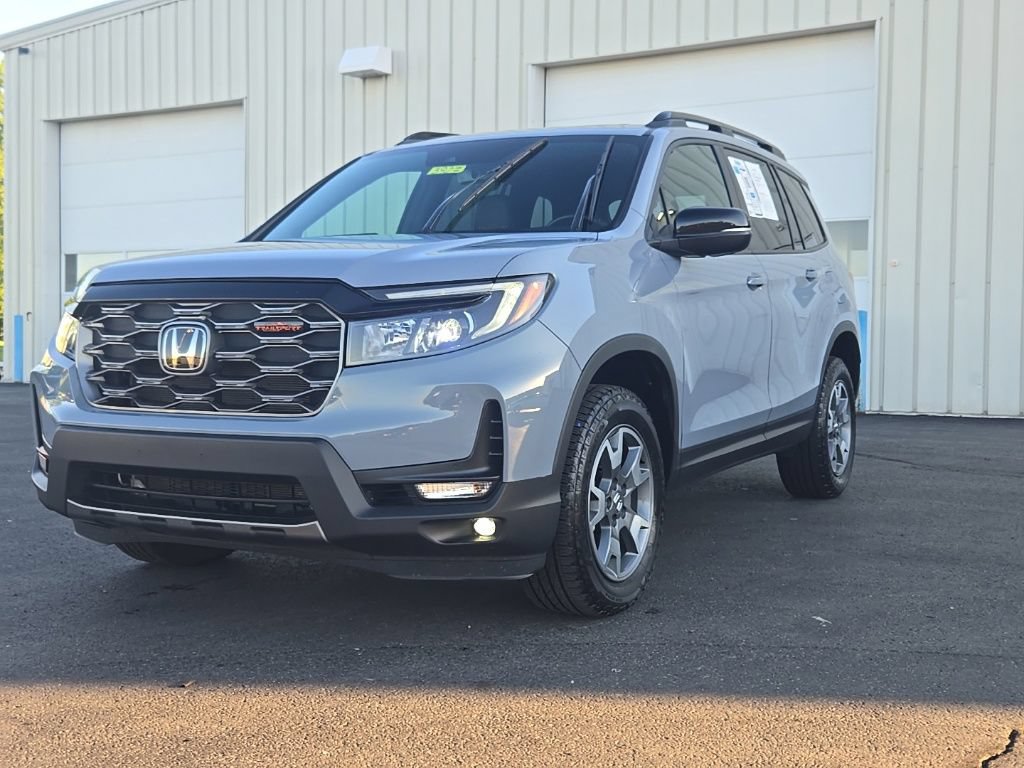 Certified 2023 Honda Passport TrailSport image 5