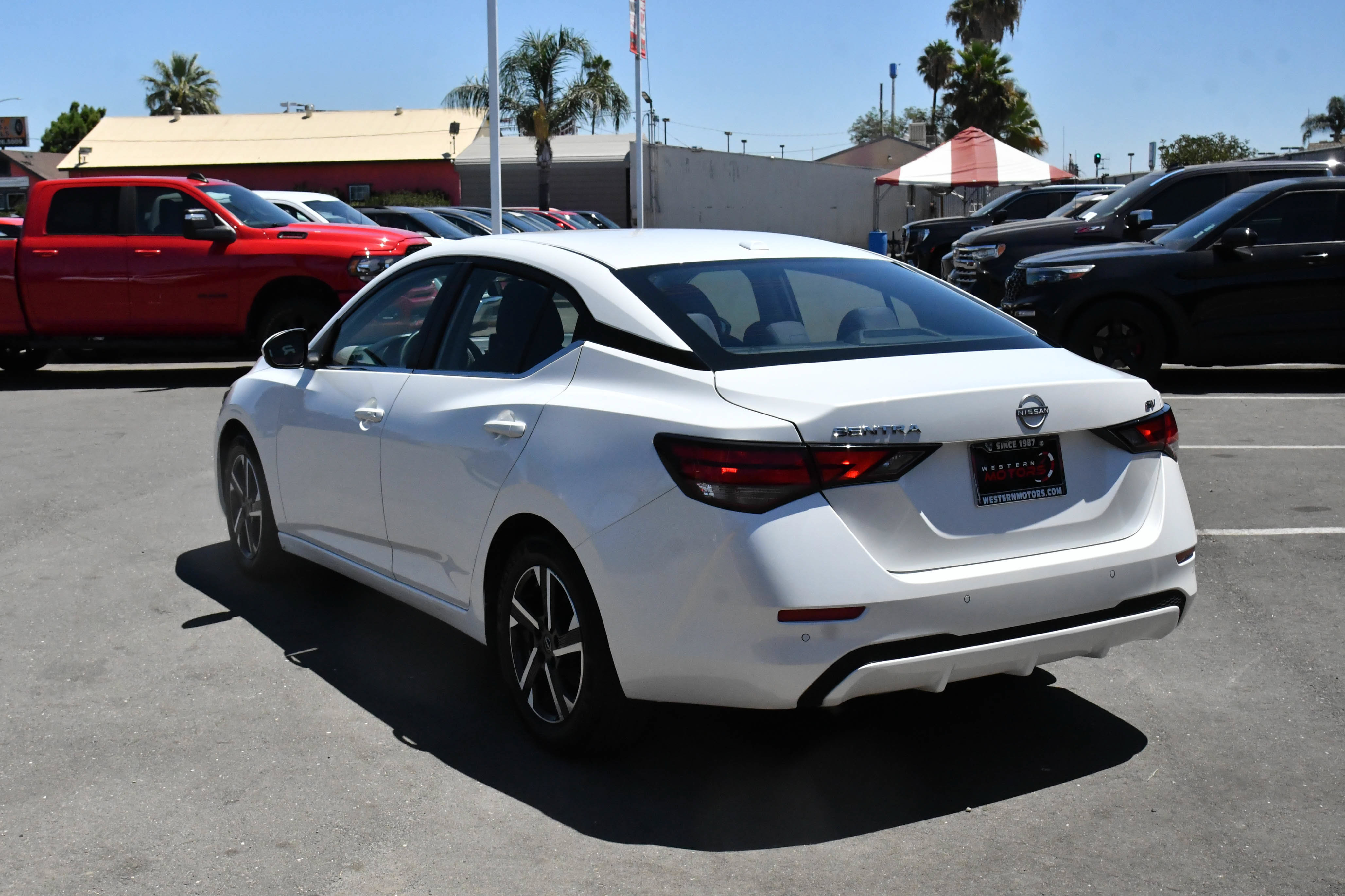 Used 2024 Nissan Sentra SV FWD image 6