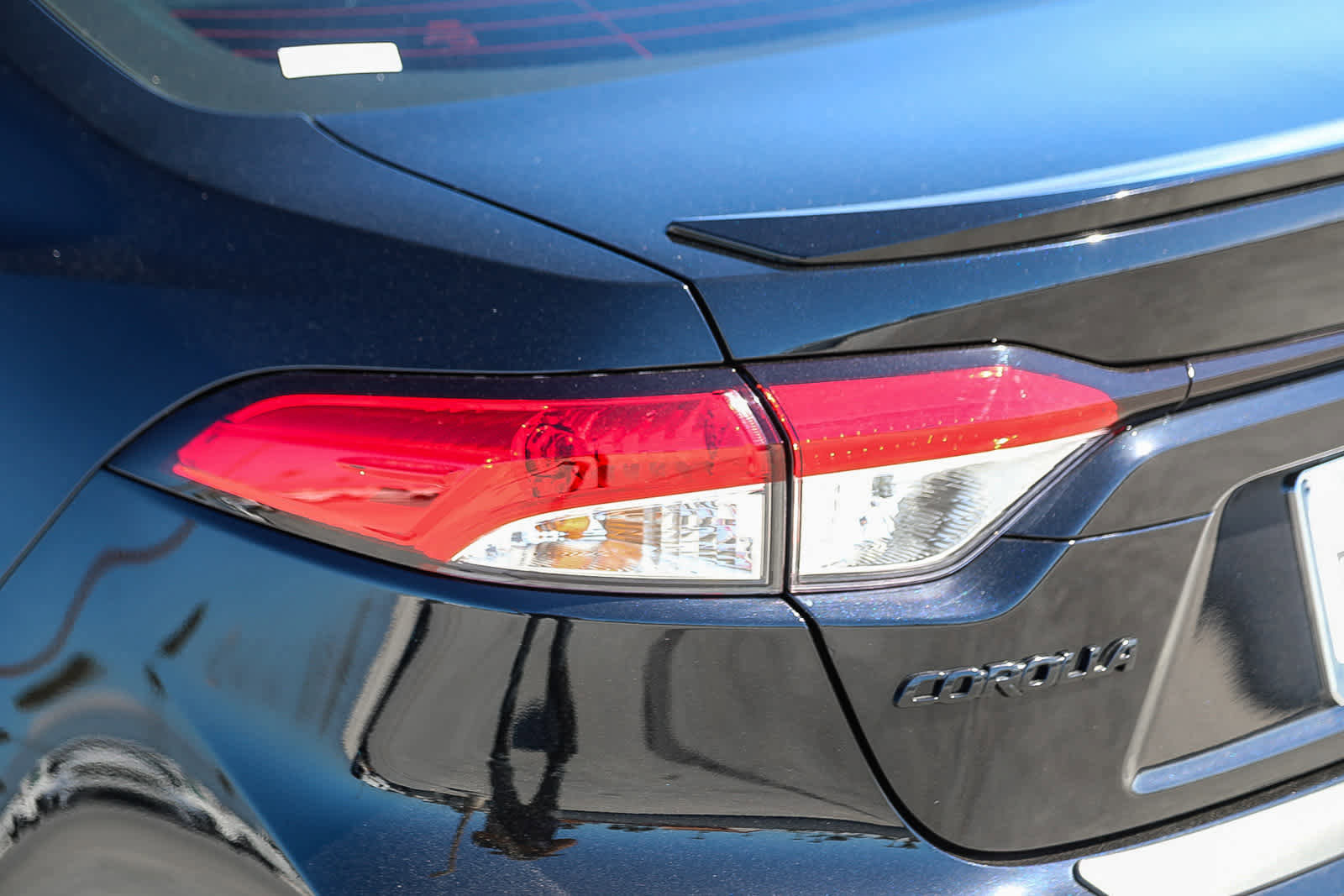 Used 2025 Toyota Corolla SE image 9