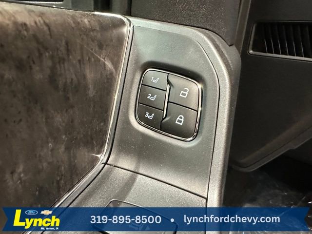 New 2026 Ford F250 Lariat image 9