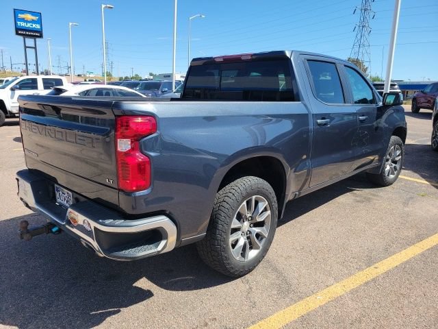 Used 2022 Chevrolet Silverado 1500 LT AWD/4WD image 5