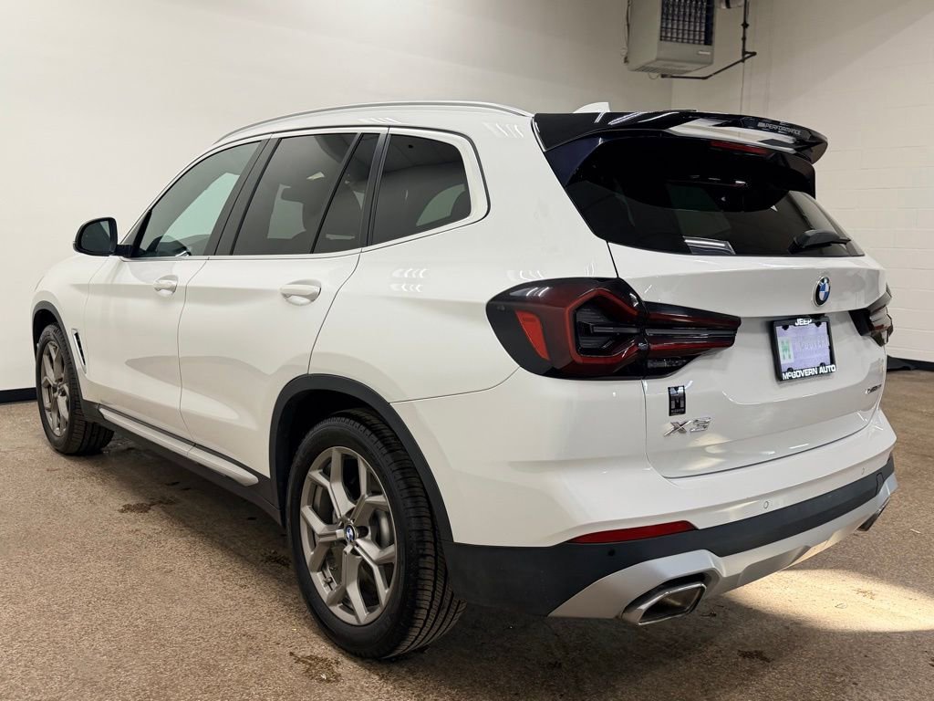Used 2022 BMW X3 xDrive30i w/ Premium Package image 3