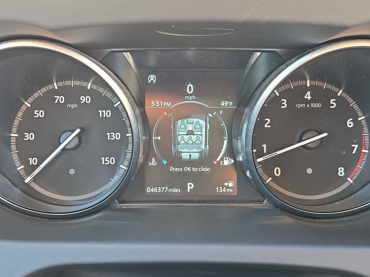 Used 2019 Land Rover Discovery Sport SE image 11