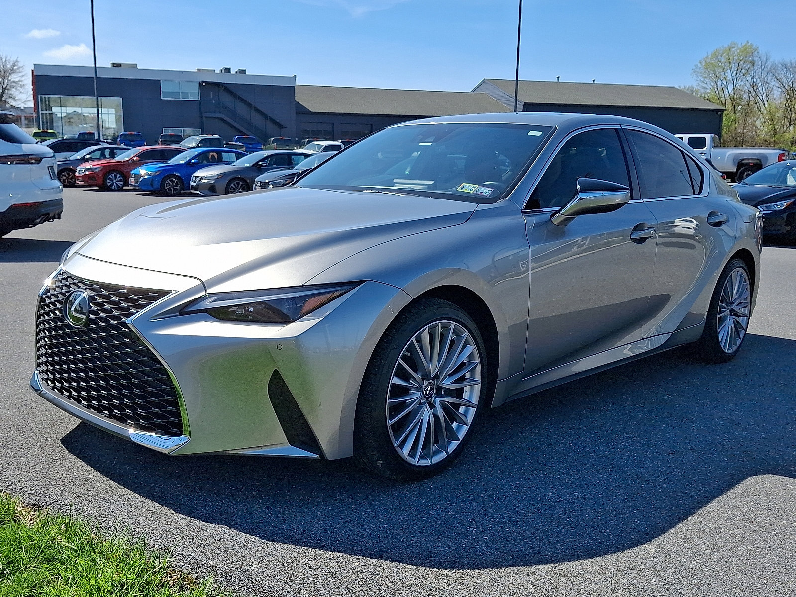 Used 2022 Lexus IS 300 AWD w/ Premium Package image 2