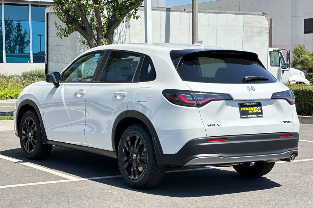 New 2026 Honda HR-V Sport image 6