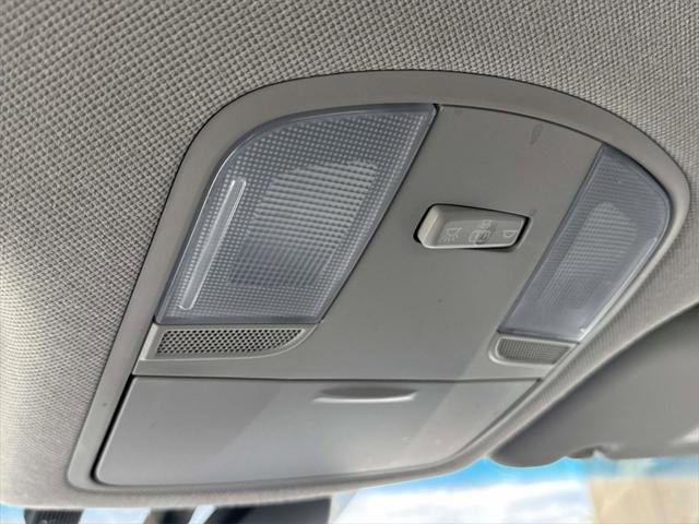 Used 2021 Hyundai Ioniq SE image 26