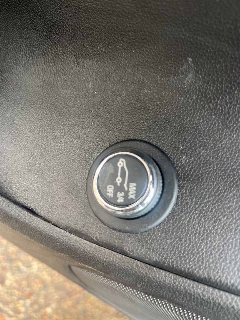 Certified 2024 Chevrolet Blazer LT w/ Convenience Package image 17