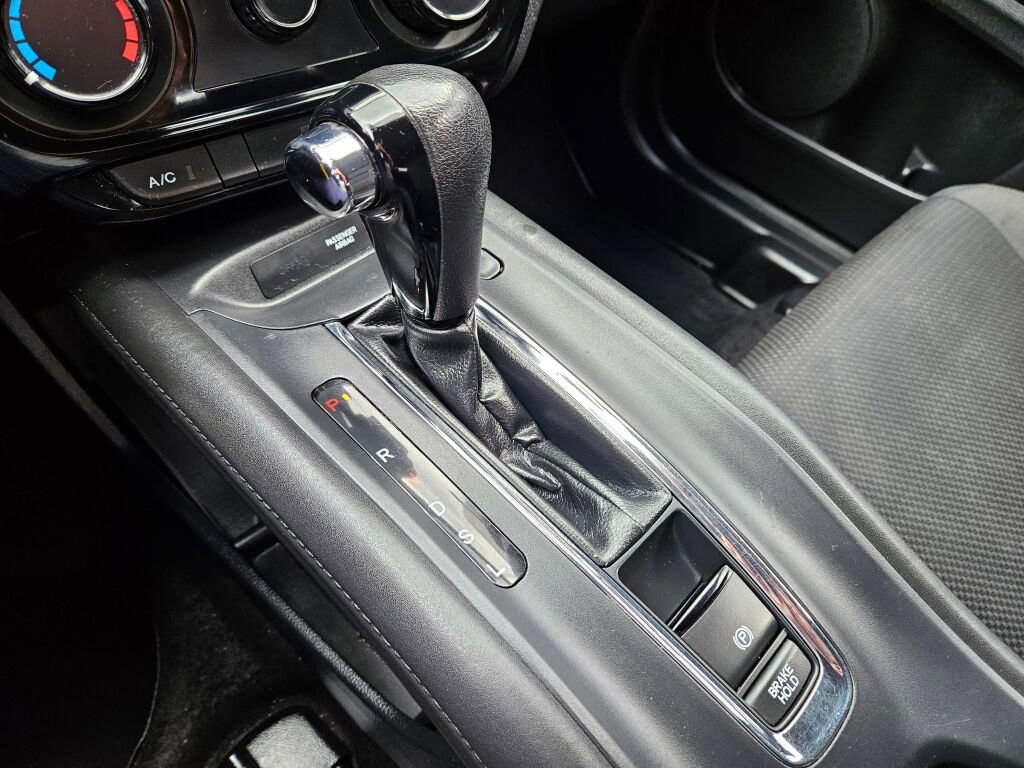 Used 2019 Honda HR-V LX image 20