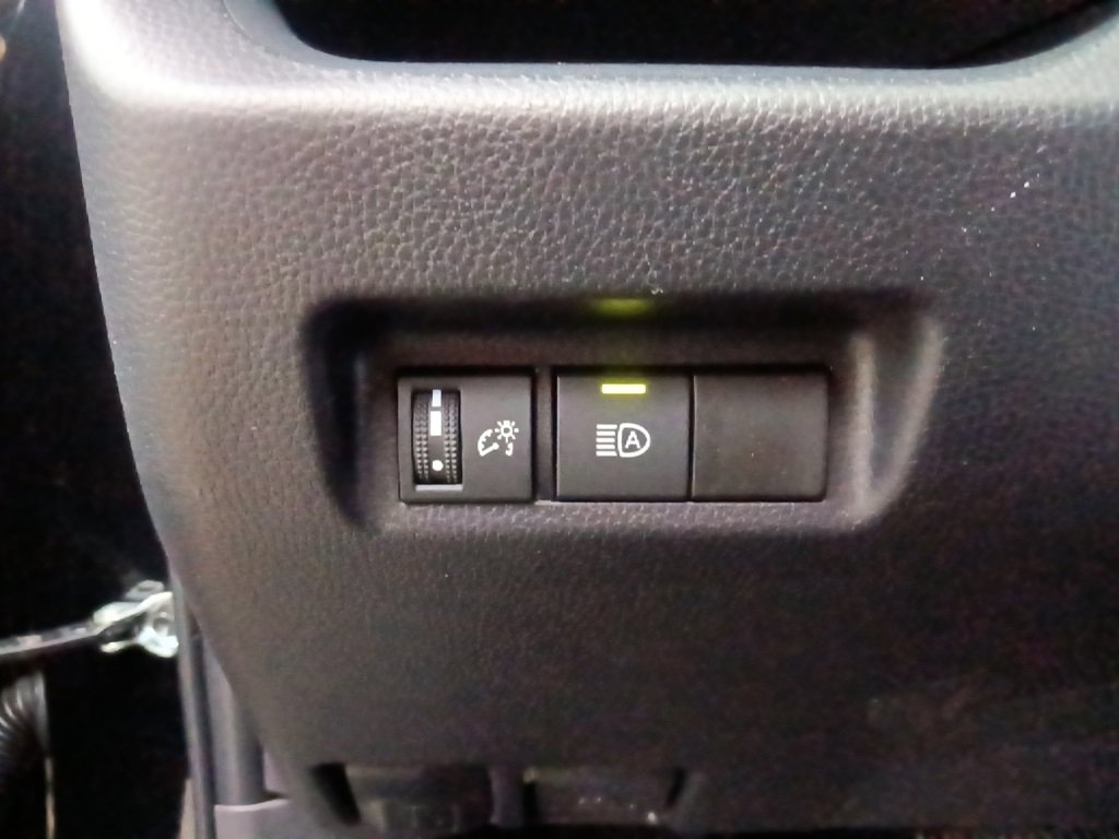 New 2025 Toyota RAV4 LE image 16