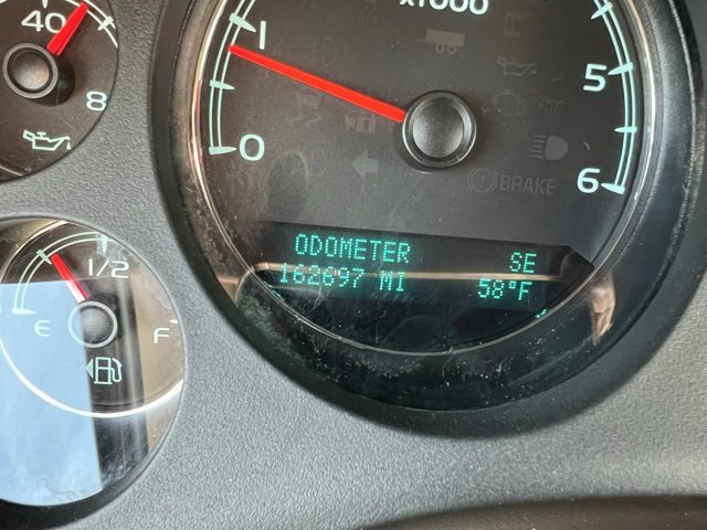 Used 2012 Chevrolet Suburban LT w/ Luxury Package image 23