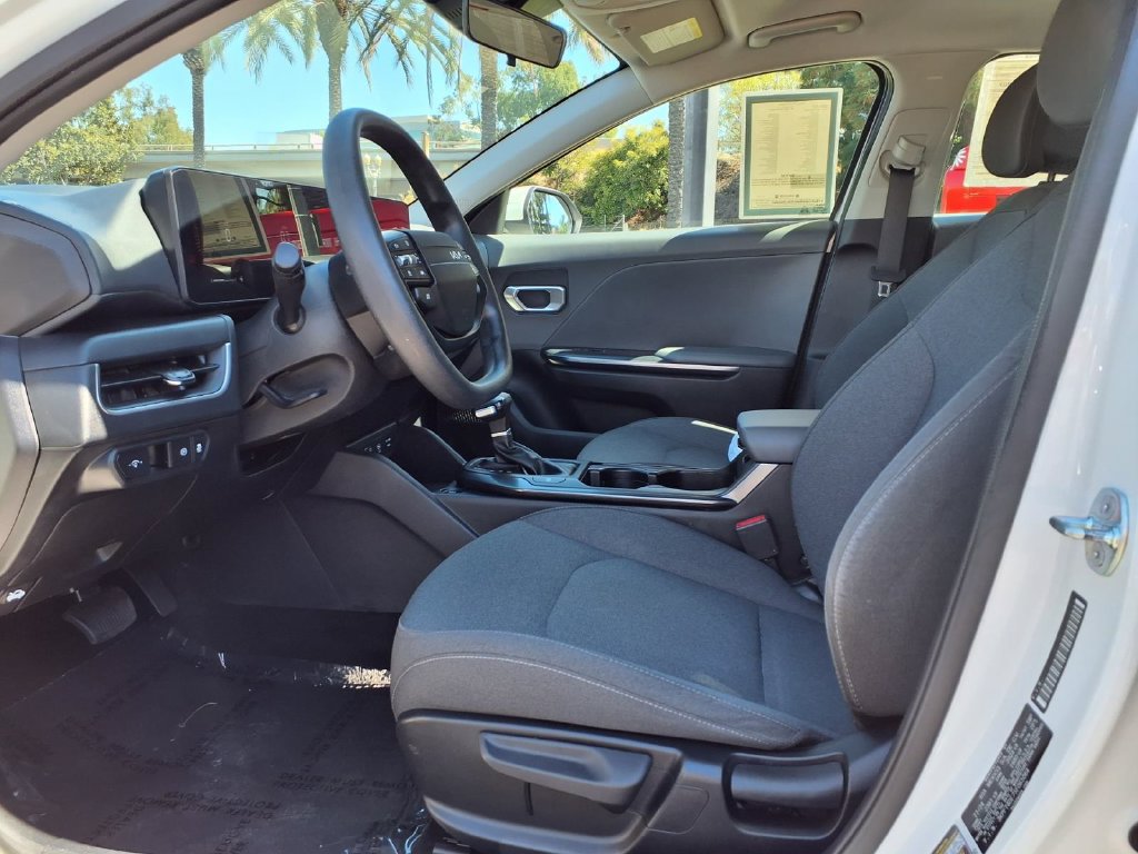 Certified 2025 Kia K4 FWD image 13