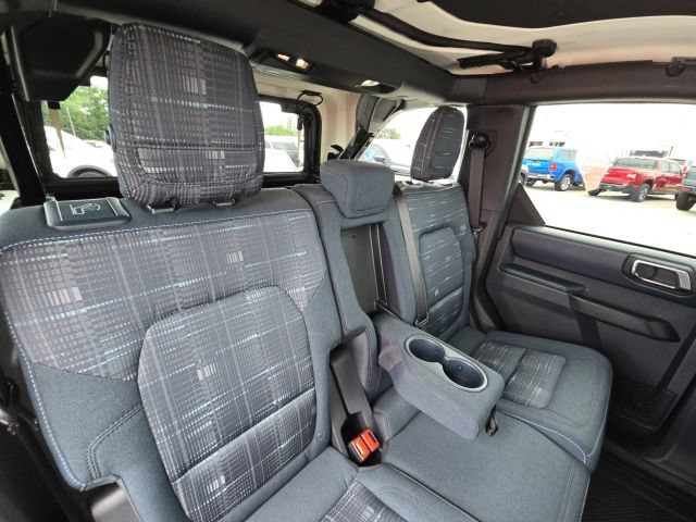 Used 2025 Ford Bronco Heritage Edition AWD/4WD image 18