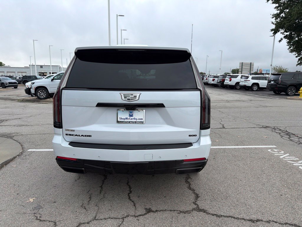 Used 2026 Cadillac Escalade Platinum Sport w/ LPO, ONYX Package AWD/4WD image 4