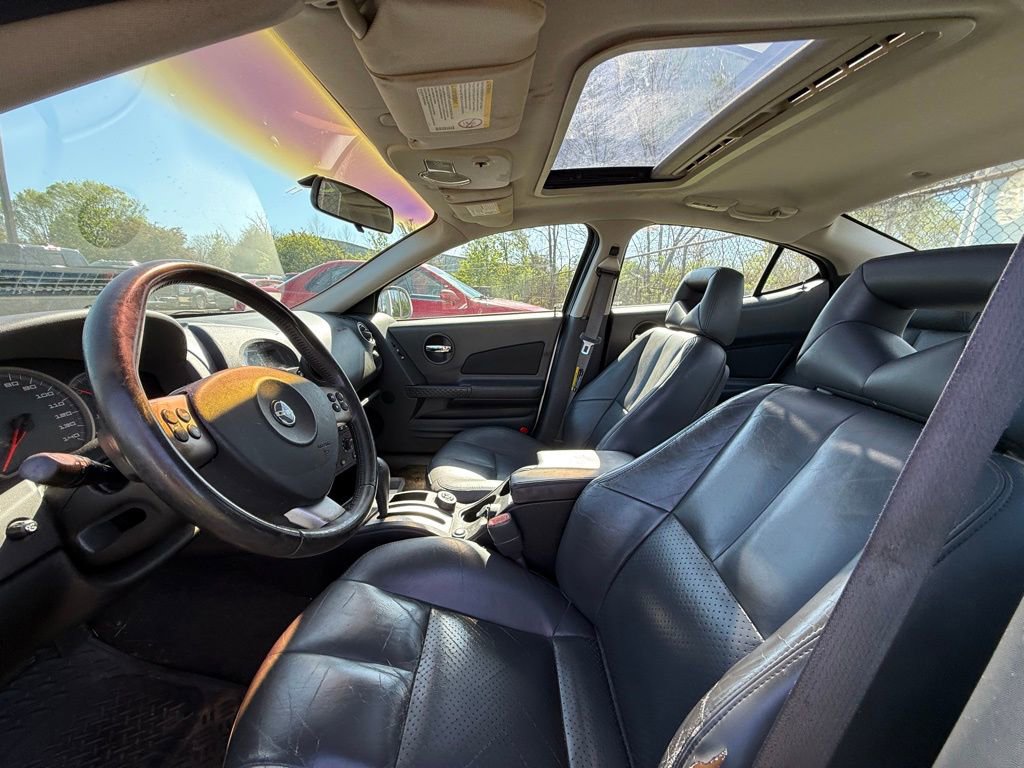 Used 2004 Pontiac Grand Prix GT2 w/ Leather Trim Pkg image 11
