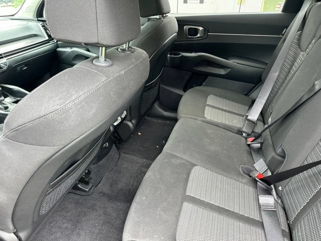 Certified 2025 Kia Sorento LX FWD image 14