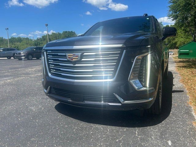 Certified 2025 Cadillac Escalade Premium Luxury Platinum image 5