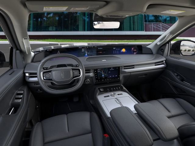 New 2026 Lincoln Navigator Reserve image 9