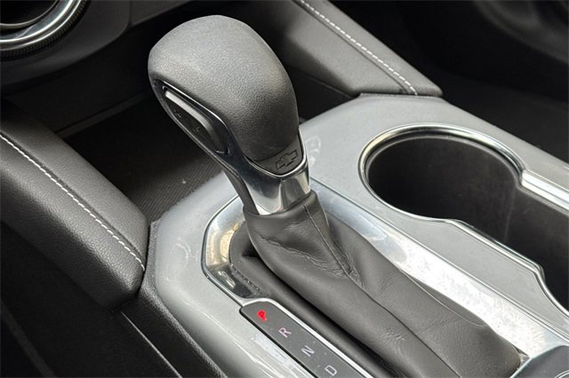 Used 2025 Chevrolet Blazer LT image 32