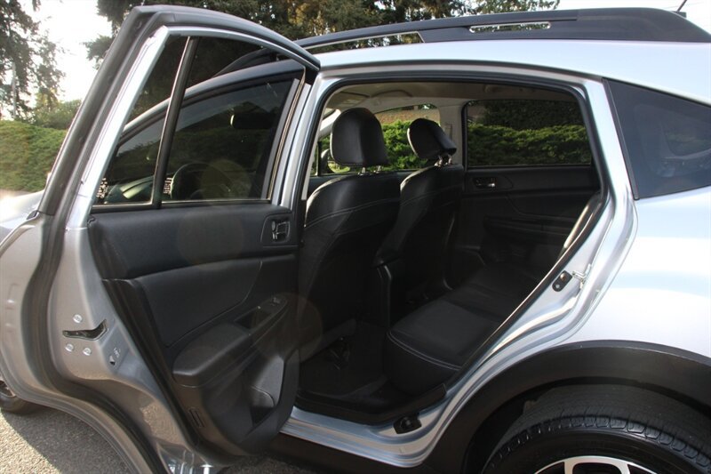 Used 2014 Subaru Crosstrek 2.0i Limited w/ Popular Package #2 AWD/4WD image 16