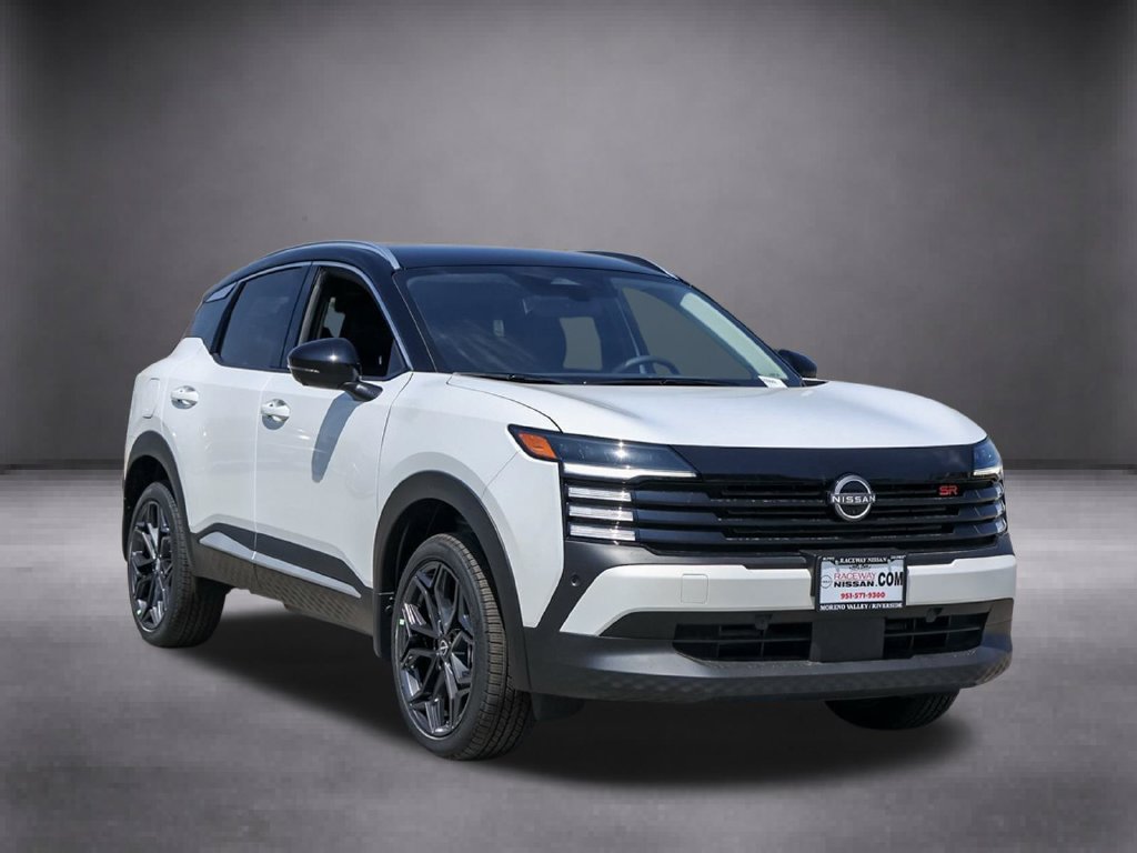 New 2026 Nissan Kicks SR FWD image 2