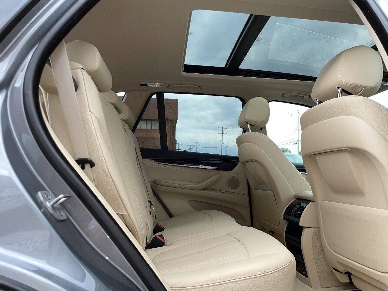 Used 2015 BMW X5 xDrive35i AWD/4WD image 39