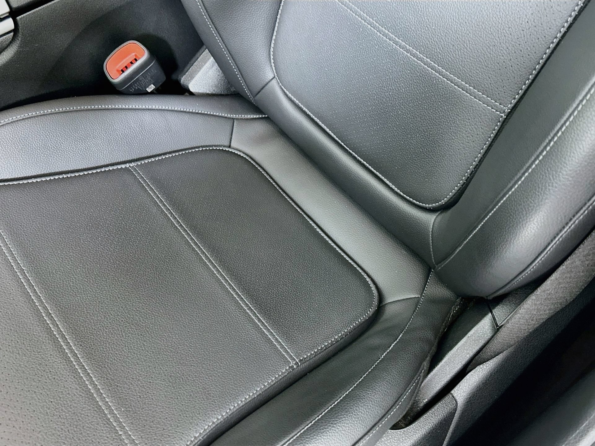 Certified 2024 Mercedes-Benz C 300 Sedan image 20
