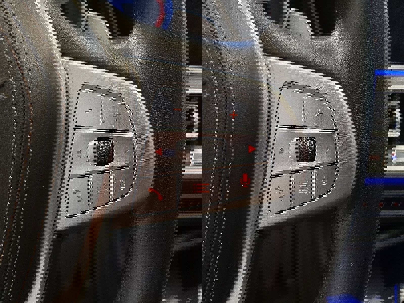 Certified 2022 BMW X7 xDrive40i w/ Premium Package image 24