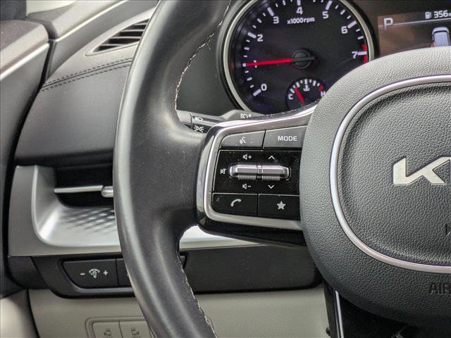 Used 2024 Kia Carnival LX image 22