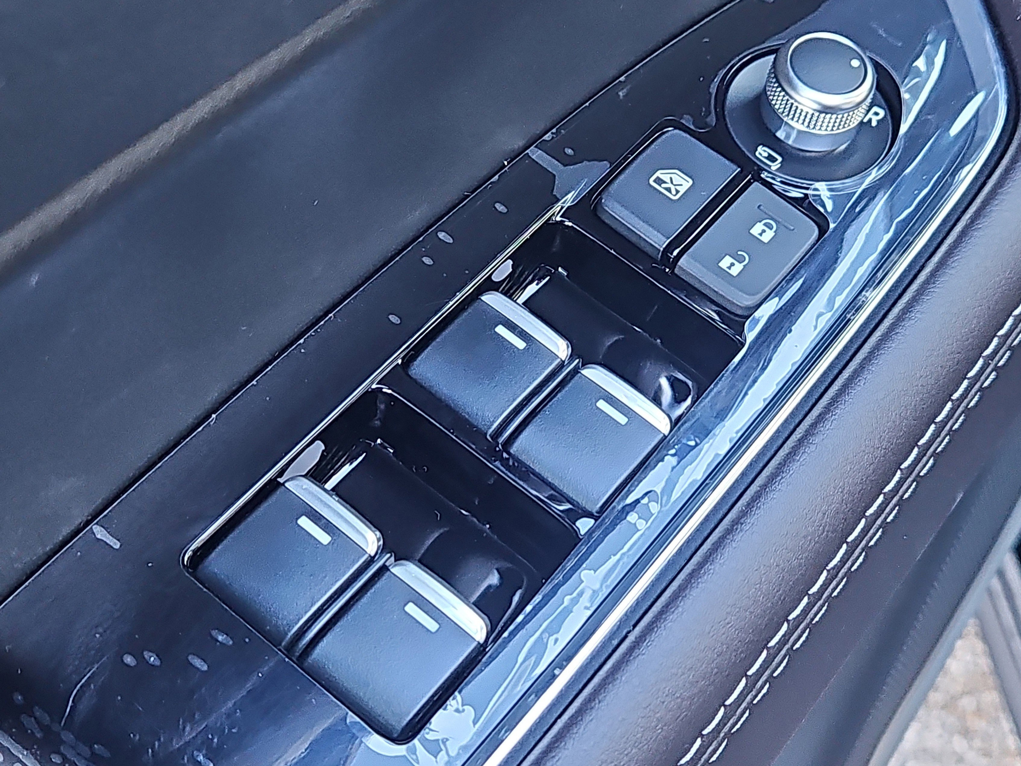 New 2025 MAZDA CX-5 Signature image 18