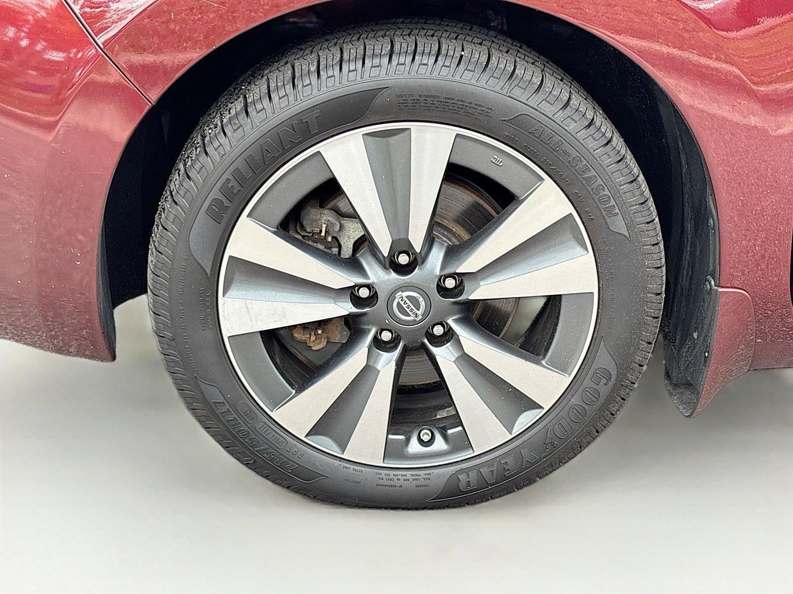 Used 2016 Nissan Leaf SV FWD image 30