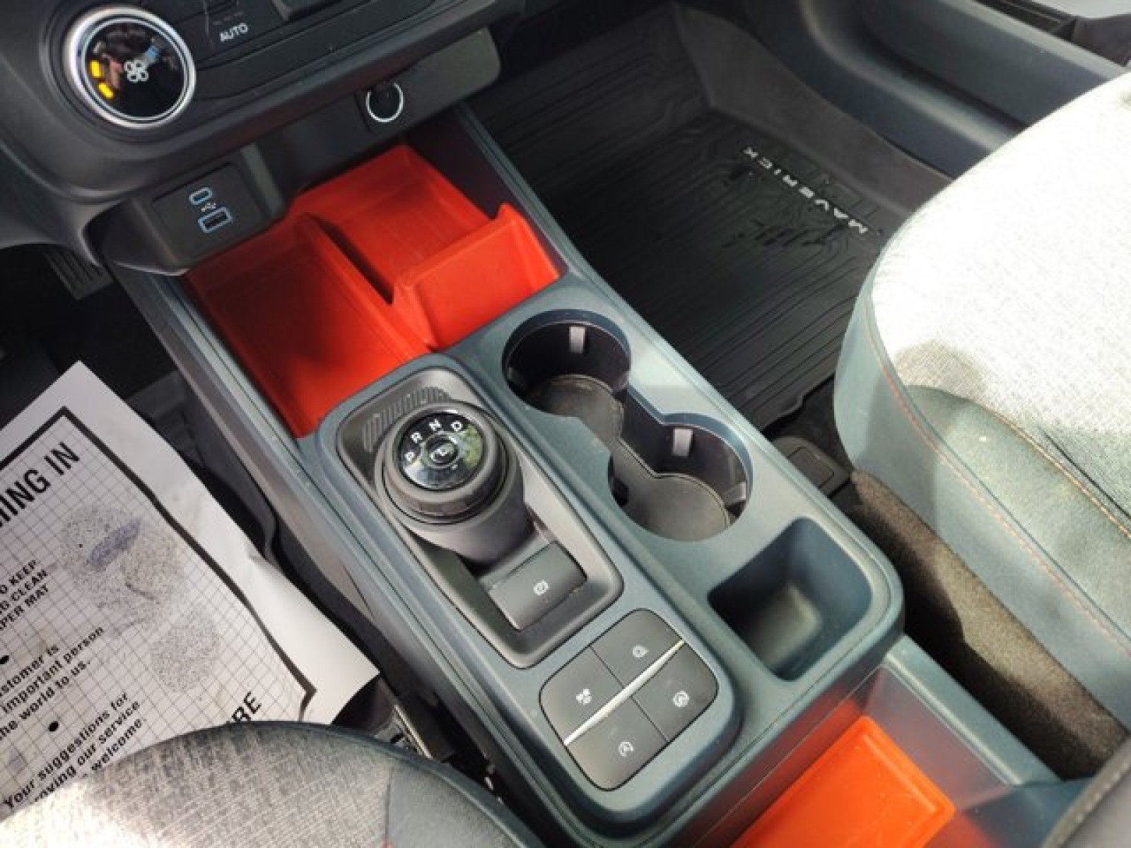 Used 2024 Ford Maverick XLT FWD image 12