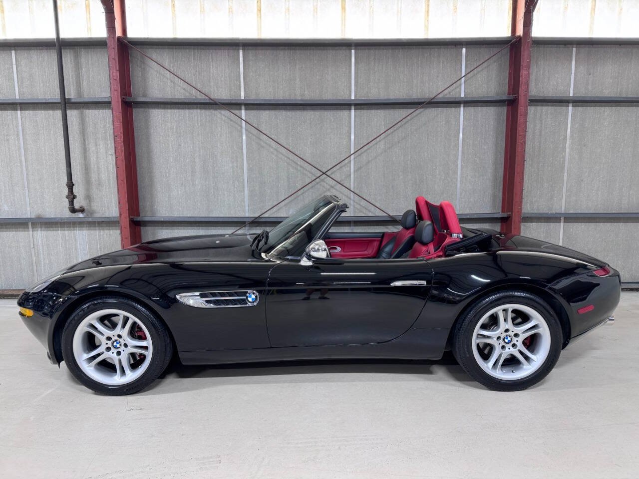 Used 2002 BMW Z8 RWD image 6