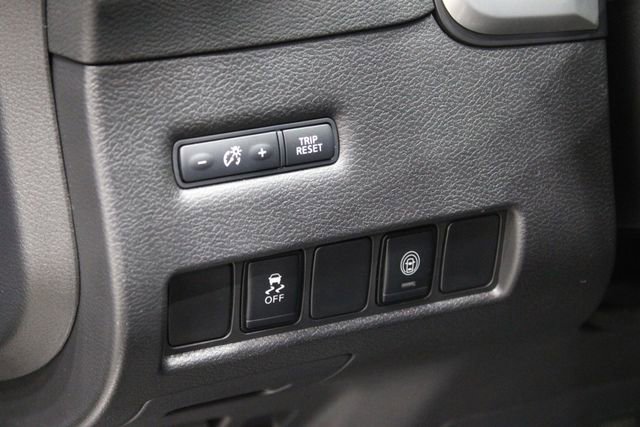 Used 2023 Nissan Murano SV image 18