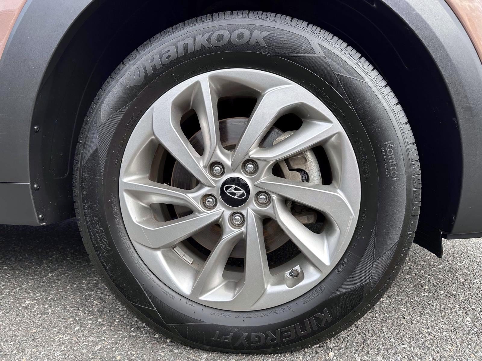 Used 2017 Hyundai Tucson SE w/ SE Popular Package 02 AWD/4WD image 6