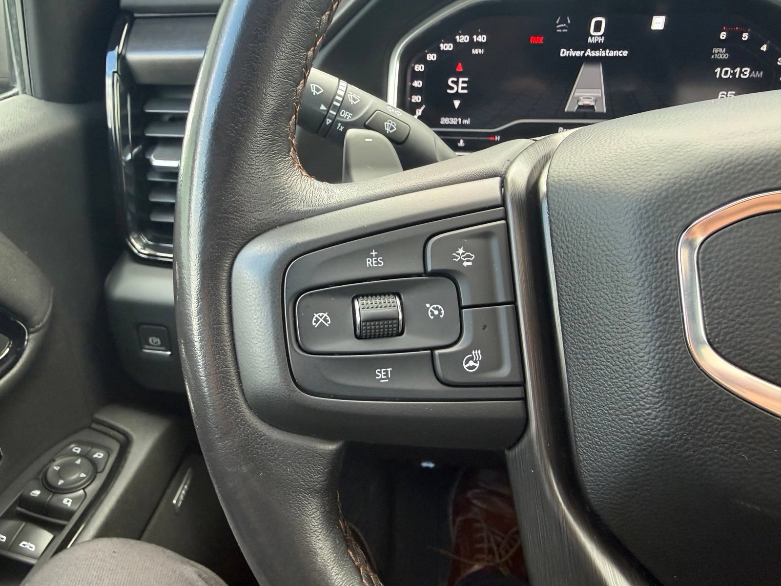 Used 2023 GMC Sierra 1500 AT4 w/ Technology Package AWD/4WD image 25
