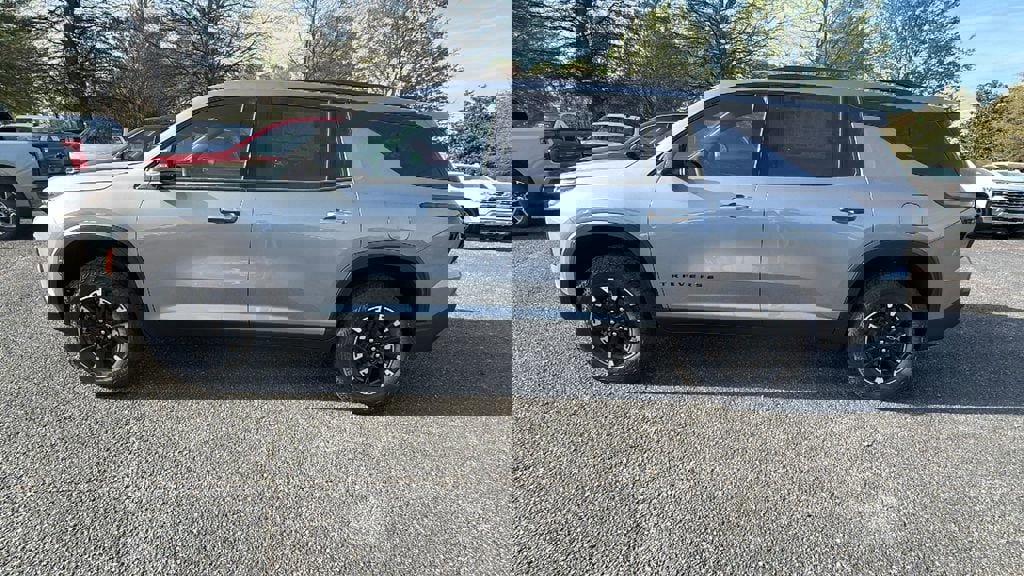 New 2026 Chevrolet Traverse Z71 image 8