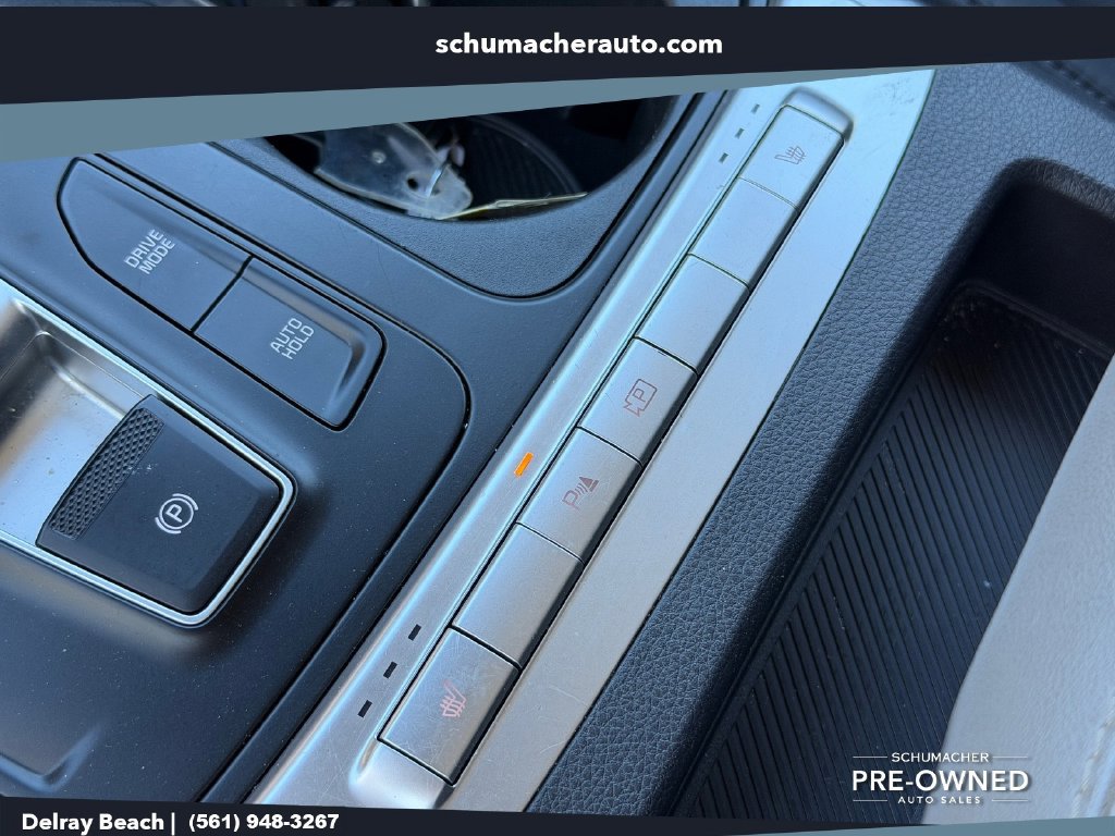 Used 2026 Kia Carnival LXS FWD image 27