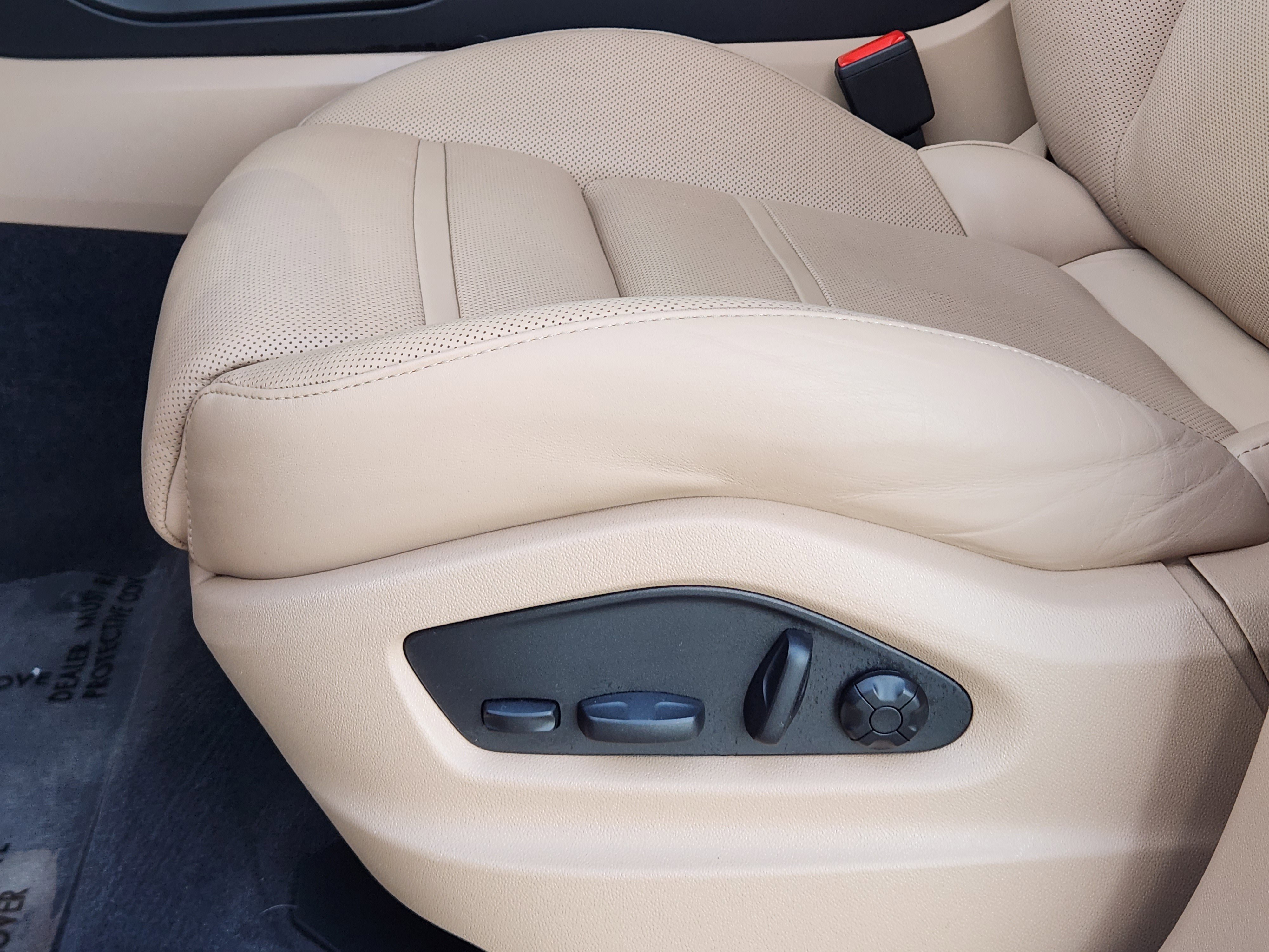 Used 2023 Porsche Cayenne GTS image 24