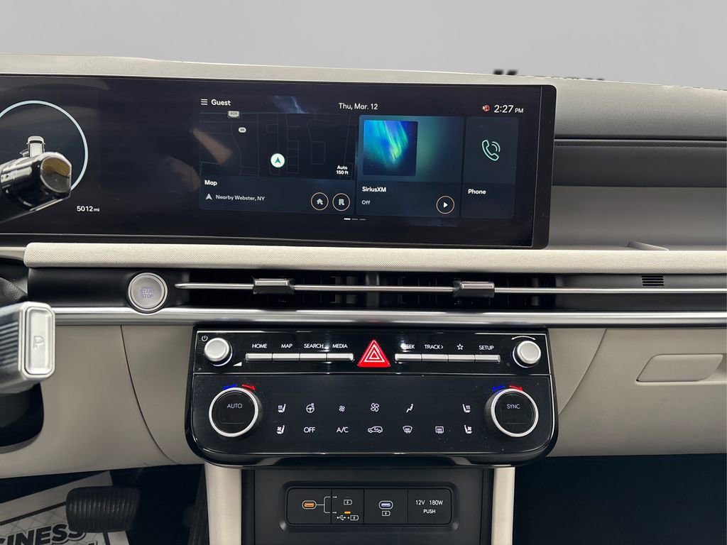 Used 2025 Hyundai Tucson Limited image 18